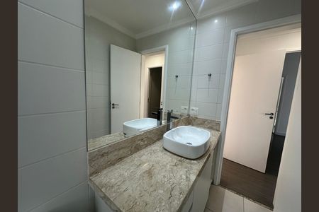 Apartamento para alugar com 132m², 3 quartos e 2 vagasBanheiro Social