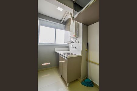 Apartamento para alugar com 48m², 2 quartos e 1 vaga Apartamento para alugar com 48m², 2 quartos e 1 vagaCozinha e Área de Serviço