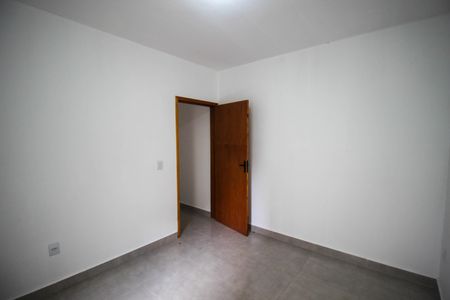 Casa para alugar com 95m², 2 quartos e 2 vagas