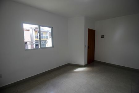 Casa para alugar com 95m², 2 quartos e 2 vagas