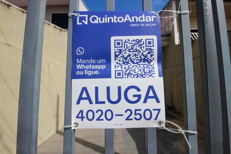 Casa para alugar com 95m², 2 quartos e 2 vagas