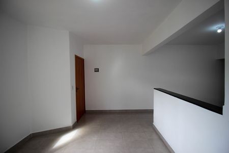 Casa para alugar com 95m², 2 quartos e 2 vagas