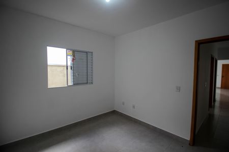 Casa para alugar com 95m², 2 quartos e 2 vagas
