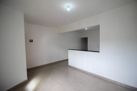 Casa para alugar com 95m², 2 quartos e 2 vagas