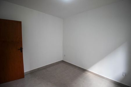 Casa para alugar com 95m², 2 quartos e 2 vagas