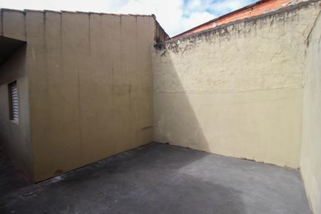 Casa para alugar com 95m², 2 quartos e 2 vagas