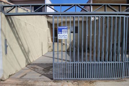 Casa para alugar com 95m², 2 quartos e 2 vagas