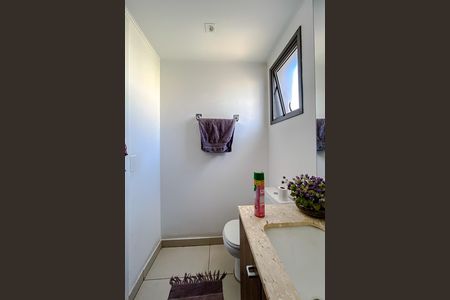 Apartamento para alugar com 92m², 2 quartos e 2 vagas Apartamento para alugar com 92m², 2 quartos e 2 vagasBanheiro da Suíte