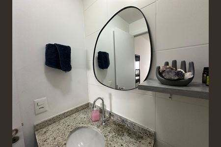Apartamento para alugar com 58m², 2 quartos e 1 vaga Apartamento para alugar com 58m², 2 quartos e 1 vagaBanheiro da Suíte