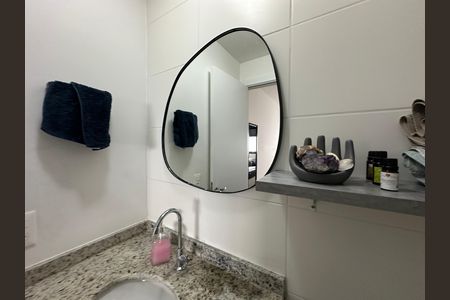 Apartamento para alugar com 58m², 2 quartos e 1 vaga Apartamento para alugar com 58m², 2 quartos e 1 vagaBanheiro da Suíte