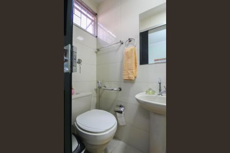 Apartamento à venda com 60m², 3 quartos e 1 vaga Apartamento à venda com 60m², 3 quartos e 1 vagaBanheiro Social
