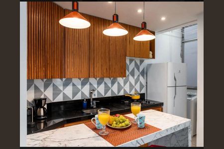 Cozinha de apartamento à venda com 1 quarto, 45m² em Copacabana, Rio de Janeiro