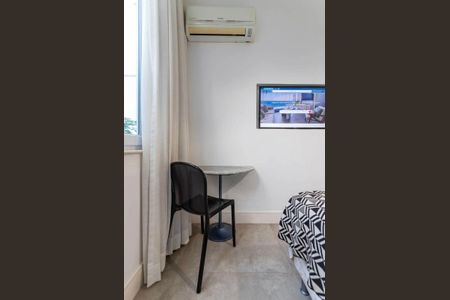 Quarto de apartamento à venda com 1 quarto, 45m² em Copacabana, Rio de Janeiro