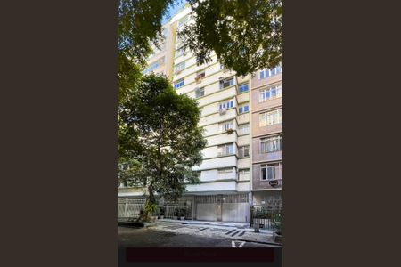 Apartamento à venda com 45m², 1 quarto e sem vagaFachada