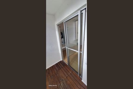 Varanda da Sala / Cozinha  de apartamento à venda com 2 quartos, 63m² em Duque de Caxias, São Leopoldo