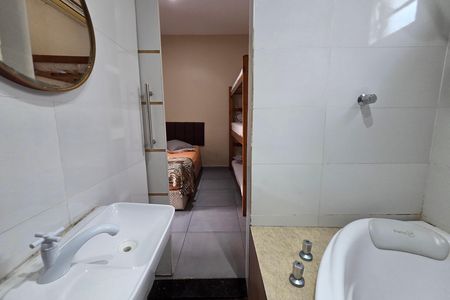Casa de condomínio para alugar com 78m², 1 quarto e 1 vagaBanheiro