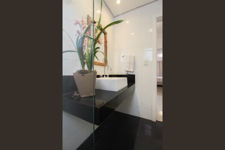 Apartamento à venda com 156m², 4 quartos e 3 vagasBanheiro Social
