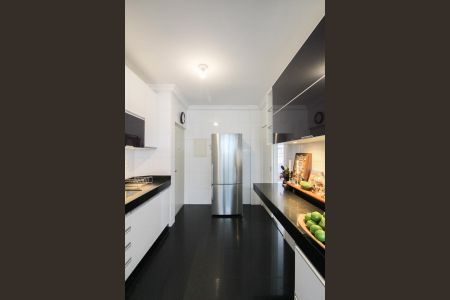 Apartamento à venda com 156m², 4 quartos e 3 vagasCozinha
