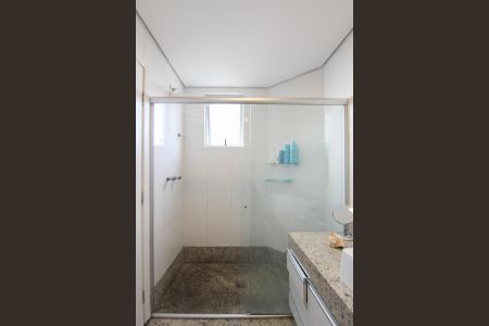 Apartamento à venda com 156m², 4 quartos e 3 vagasBanheiro da Suíte 1