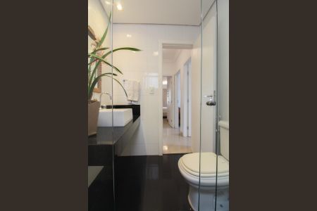 Apartamento à venda com 156m², 4 quartos e 3 vagasBanheiro Social