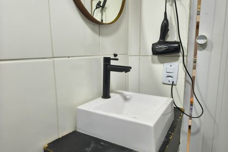 Apartamento para alugar com 20m², 2 quartos e sem vagaBanheiro 