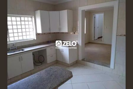 Casa à venda com 241m², 4 quartos e 2 vagas Casa à venda com 241m², 4 quartos e 2 vagasFoto 17