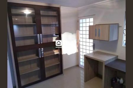 Casa à venda com 241m², 4 quartos e 2 vagas Casa à venda com 241m², 4 quartos e 2 vagasFoto 15