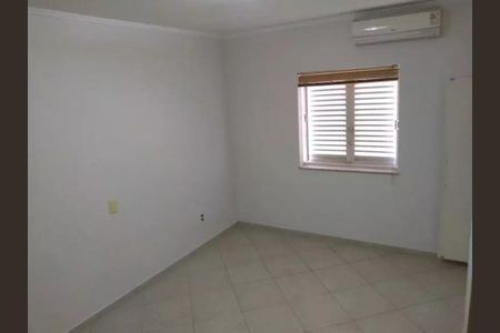 Casa à venda com 241m², 4 quartos e 2 vagas Casa à venda com 241m², 4 quartos e 2 vagasFoto 12