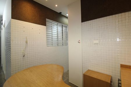 Casa à venda com 320m², 3 quartos e 4 vagasÁrea de Serviço - Quarto