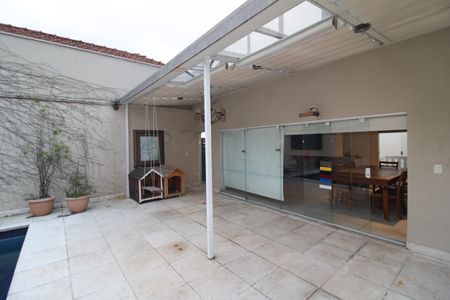 Casa à venda com 320m², 3 quartos e 4 vagasÁrea Comum