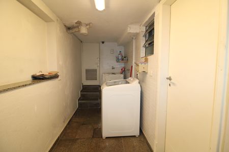 Casa à venda com 320m², 3 quartos e 4 vagasÁrea de Serviço