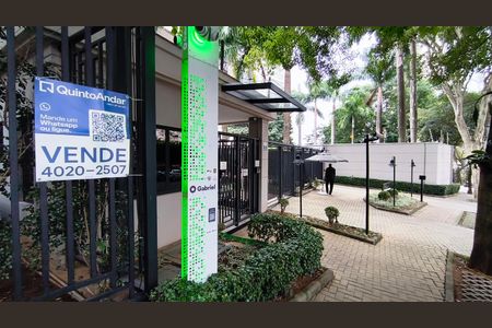 Apartamento à venda com 216m², 3 quartos e 4 vagas Apartamento à venda com 216m², 3 quartos e 4 vagasFachada + Plaquinha