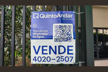 Apartamento à venda com 216m², 3 quartos e 4 vagas Apartamento à venda com 216m², 3 quartos e 4 vagasPlaquinha