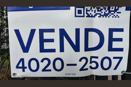 Apartamento à venda com 216m², 3 quartos e 4 vagas Apartamento à venda com 216m², 3 quartos e 4 vagasPlaquinha ACBY-520