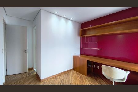 Apartamento à venda com 216m², 3 quartos e 4 vagas Apartamento à venda com 216m², 3 quartos e 4 vagasSuíte 2