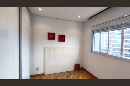 Apartamento à venda com 216m², 3 quartos e 4 vagas Apartamento à venda com 216m², 3 quartos e 4 vagasSuíte 1