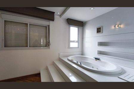 Apartamento à venda com 216m², 3 quartos e 4 vagas Apartamento à venda com 216m², 3 quartos e 4 vagasSuíte 3