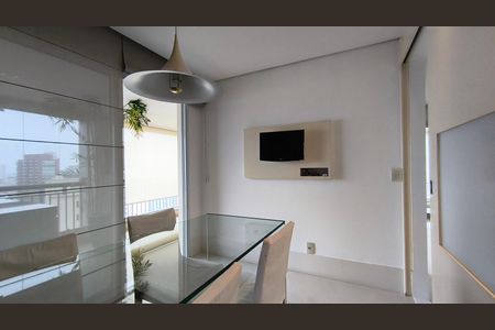 Apartamento à venda com 216m², 3 quartos e 4 vagas Apartamento à venda com 216m², 3 quartos e 4 vagasSala de Jantar
