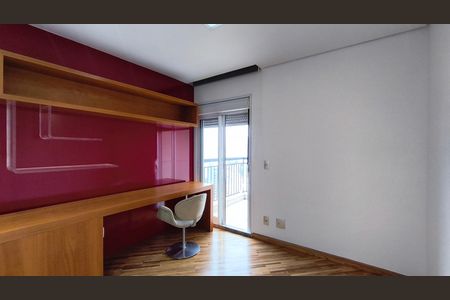 Apartamento à venda com 216m², 3 quartos e 4 vagas Apartamento à venda com 216m², 3 quartos e 4 vagasSuíte 2