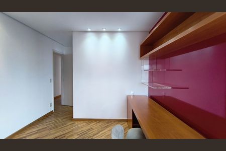 Apartamento à venda com 216m², 3 quartos e 4 vagas Apartamento à venda com 216m², 3 quartos e 4 vagasSuíte 2