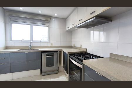 Apartamento à venda com 216m², 3 quartos e 4 vagas Apartamento à venda com 216m², 3 quartos e 4 vagasCozinha