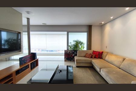 Apartamento à venda com 216m², 3 quartos e 4 vagas Apartamento à venda com 216m², 3 quartos e 4 vagasSala