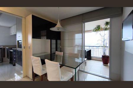 Apartamento à venda com 216m², 3 quartos e 4 vagas Apartamento à venda com 216m², 3 quartos e 4 vagasSala de Jantar