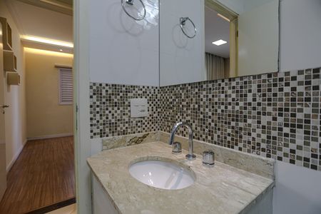 Apartamento para alugar com 63m², 2 quartos e 1 vaga Apartamento para alugar com 63m², 2 quartos e 1 vagaBanheiro