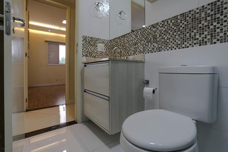 Apartamento para alugar com 63m², 2 quartos e 1 vaga Apartamento para alugar com 63m², 2 quartos e 1 vagaBanheiro