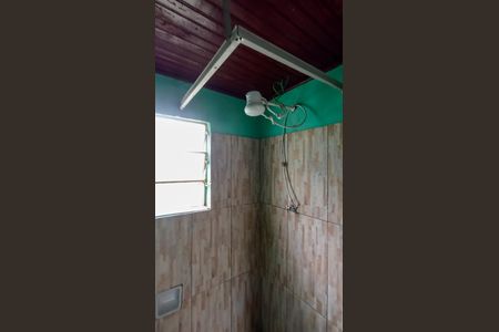 Casa para alugar com 60m², 2 quartos e 2 vagas Casa para alugar com 60m², 2 quartos e 2 vagasBanheiro