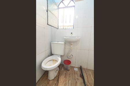Apartamento para alugar com 39m², 1 quarto e sem vaga Apartamento para alugar com 39m², 1 quarto e sem vagaBanheiro