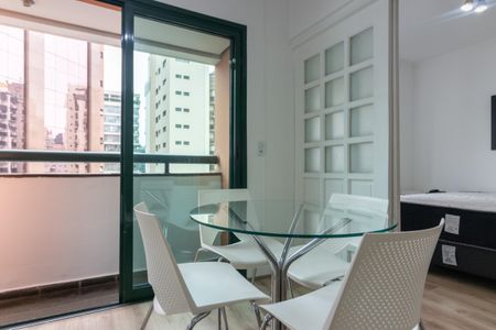Sala de Jantar de apartamento para alugar com 1 quarto, 40m² em Itaim Bibi, São Paulo