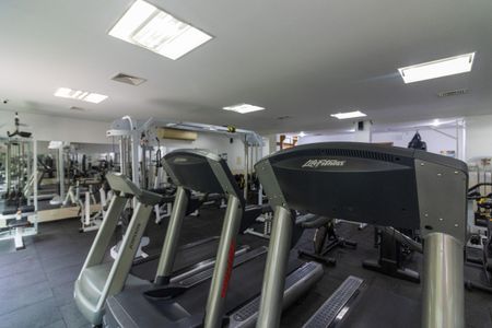 Apartamento para alugar com 40m², 1 quarto e 1 vaga Apartamento para alugar com 40m², 1 quarto e 1 vagaÁrea comum - Academia