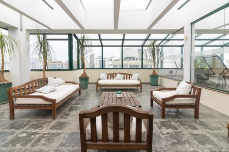 Apartamento para alugar com 40m², 1 quarto e 1 vaga Apartamento para alugar com 40m², 1 quarto e 1 vagaTerraço